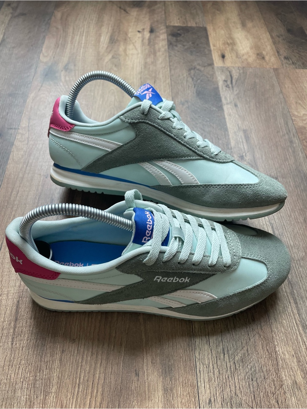 Reebok Mint Green & Pink Retro Low-Top Sneakers